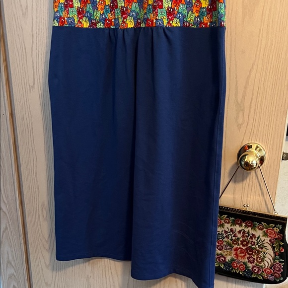 Colorful Cat  Patterned Sleeveless Dress - Picture 2 of 8